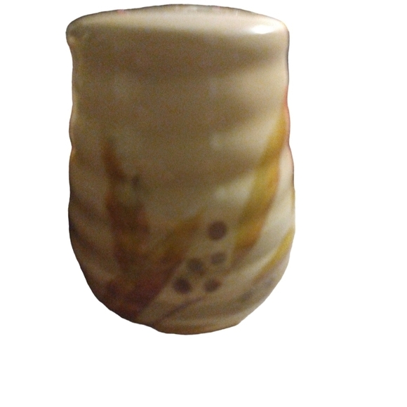 Painted Ceramic LG. Salt & Pepper Shakers Beehive Shaped Tan with Floral Design - Picture 2 of 6